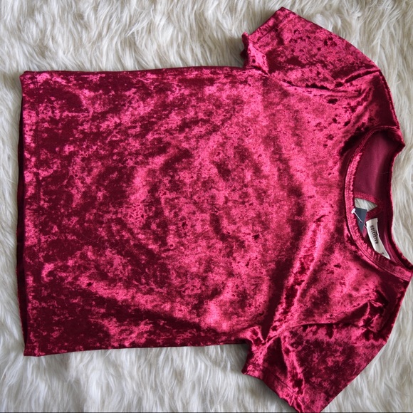 Deep Red Crushed Velvet Top, Size Small. NWT - Picture 4 of 9